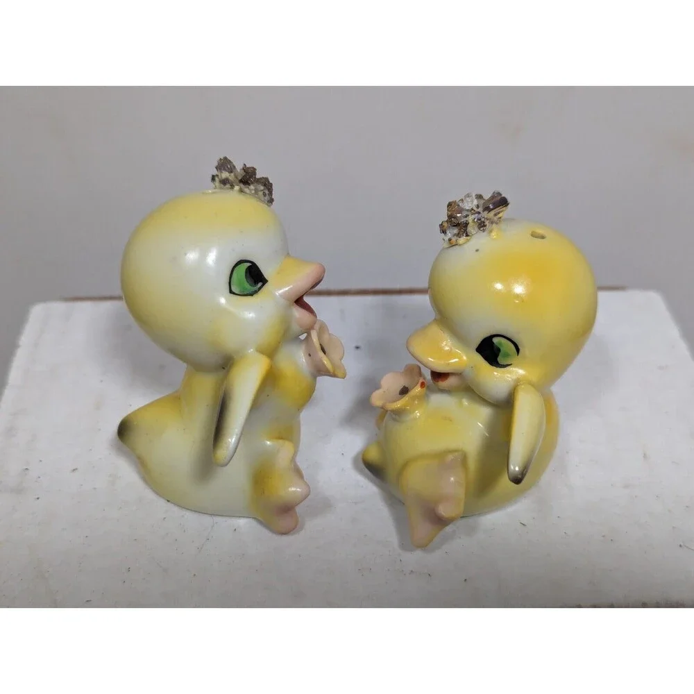 Vintage Ceramic Anthropomorphic Yellow Birds Flowers & Crown Salt Pepper Shakers